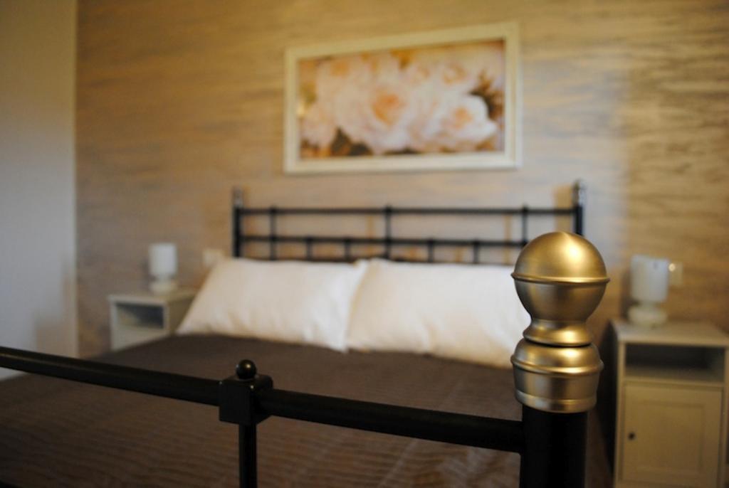 Bed And Breakfast Castello Villafranca di Verona Værelse billede